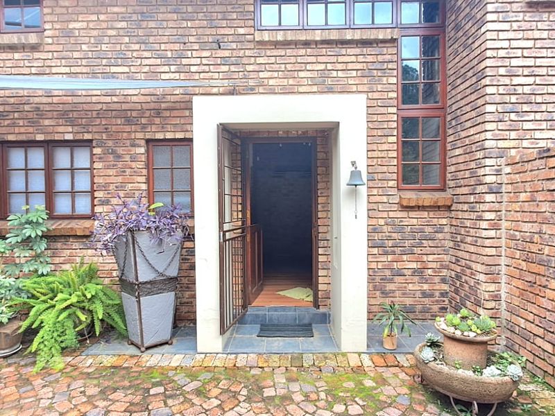 GREAT FAMILY HOME FOR SALE IN THREE RIVERS PROPER - Photo 4