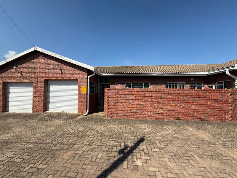 5 Unit Townhouse Complex for Sale - Photo 2