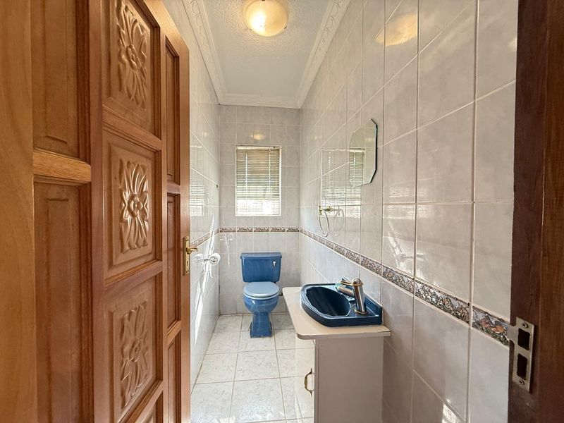 4 Bedroom Spacious Family Home - Photo 9