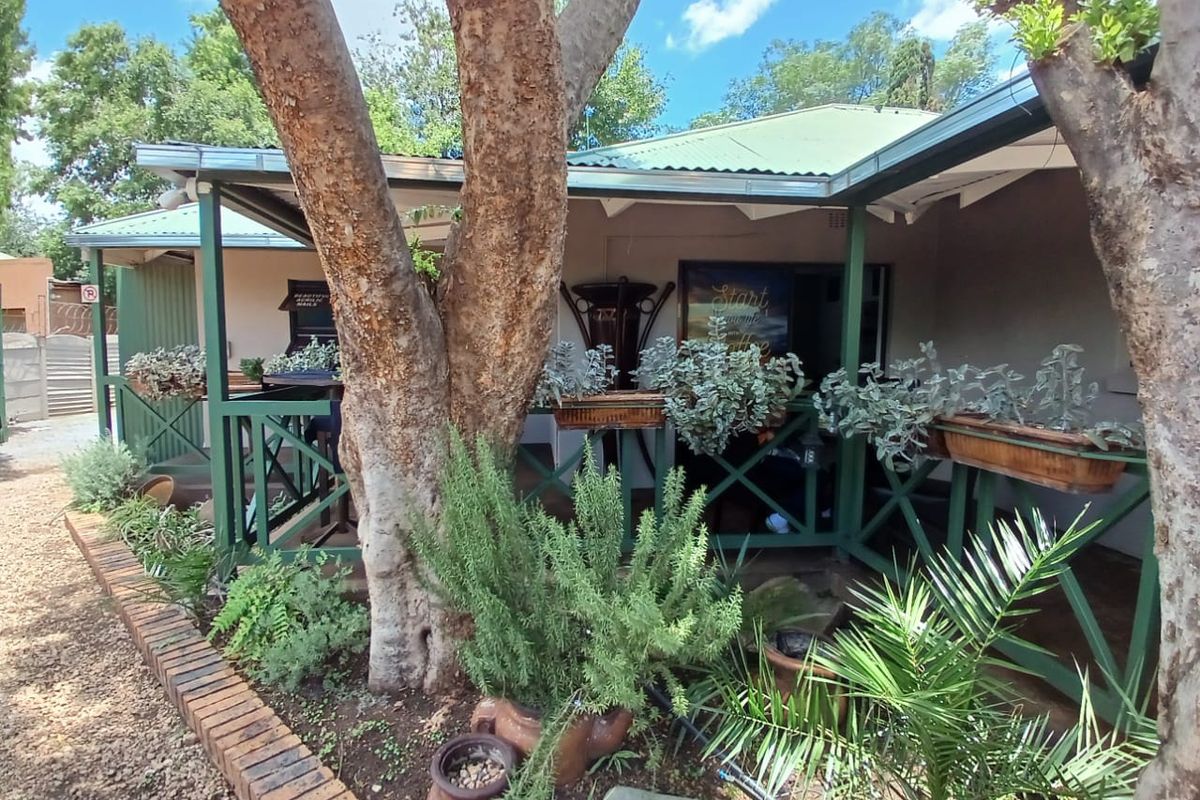 For Sale: Spacious Business Property in Three Rivers! - Photo 4