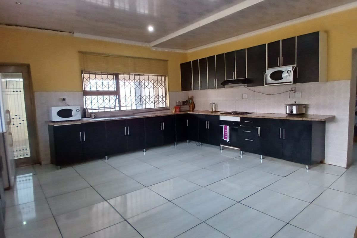 !Once in a Lifetime Opportunity!  !GREAT INVESTMENT! - Photo 4
