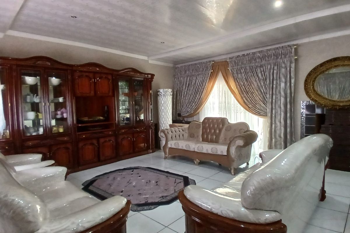 !Once in a Lifetime Opportunity!  !GREAT INVESTMENT! - Photo 2