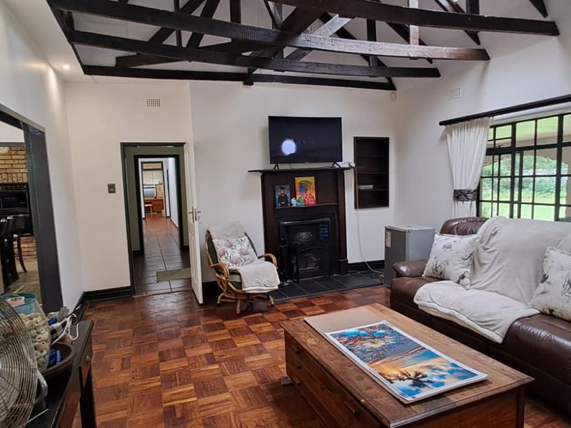 BEAUTIFUL OASIS IN THREE RIVERS PROPER - Photo 8