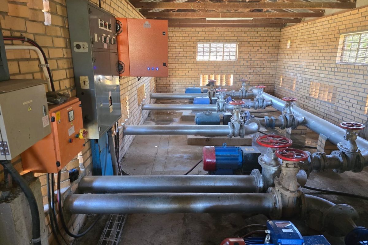 Exceptional 235 Ha Commercial Wine Farm in Stellenbosch - Photo 4