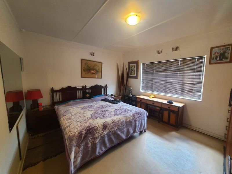 Spacious Home Can Now Be Yours - Photo 9