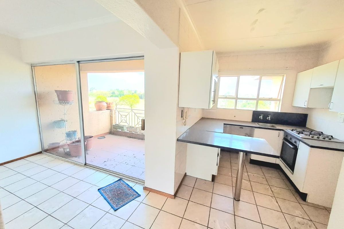 Neat, move-in ready townhouse for sale in secure complex with lots of extras - Photo 2