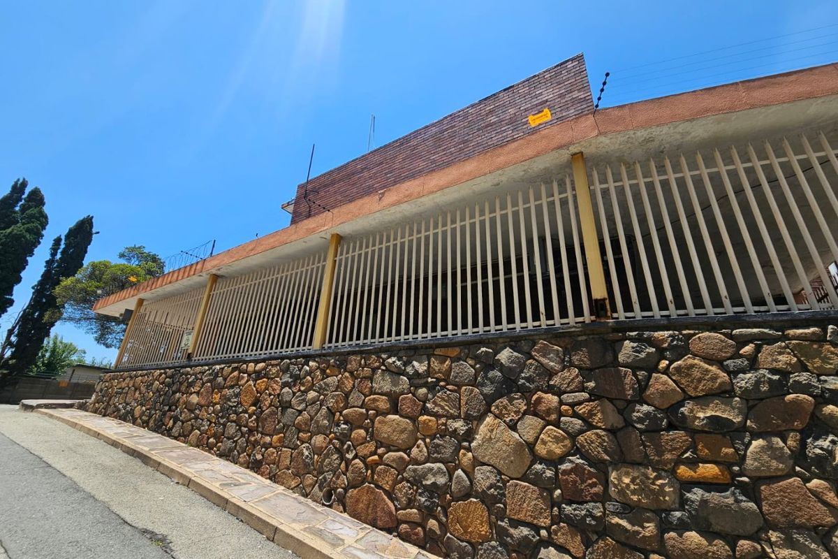 Beautifull bachelors flat for sale in Sasolburg - Photo 5