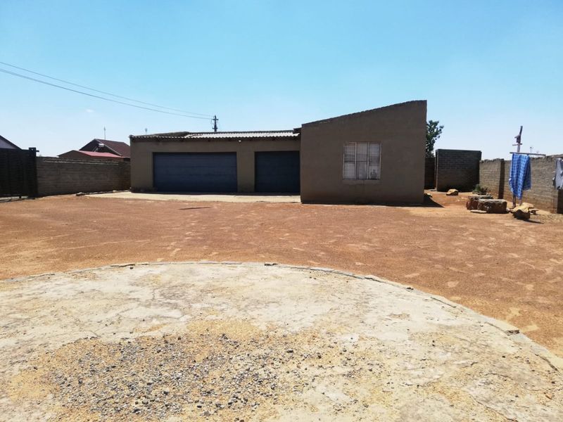 3 Plots on 1 stand with a Spacious 2 Bedroom house available in Evaton North - Photo 9