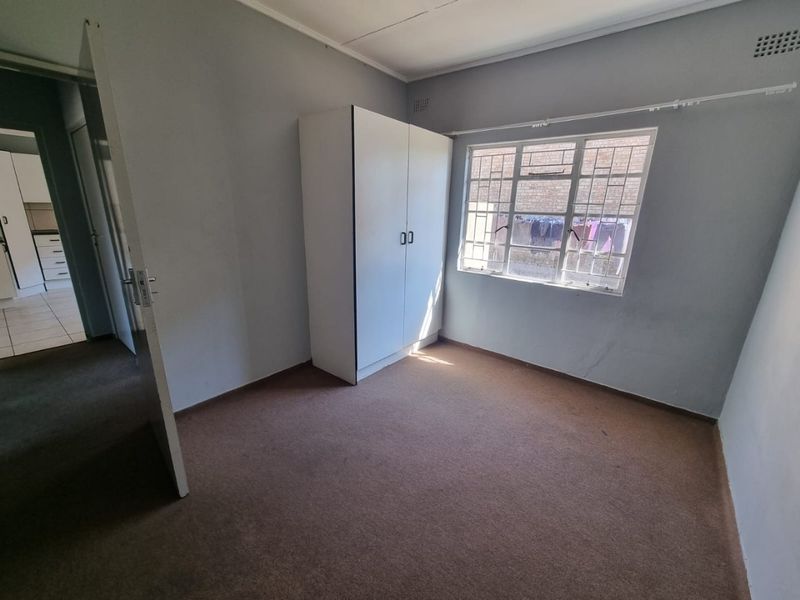 1 Bedroom flat for sale in Royce villas! - Photo 4