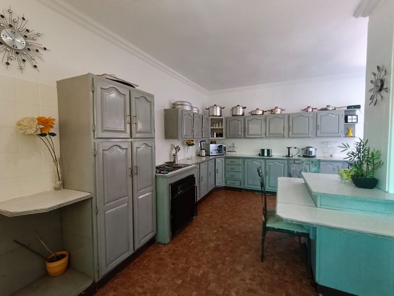 !Soft and Smooth! !You'll like the sensible features of this Modest Home! - Photo 4