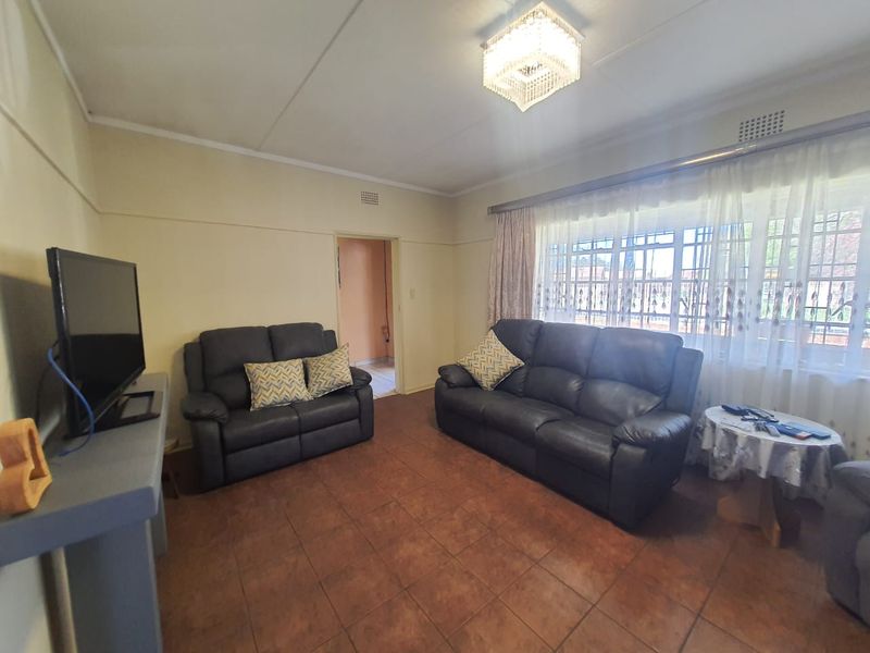 SW 1 Beautiful Buy - Photo 2