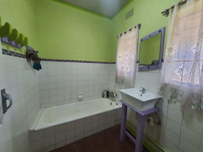 SW 1 Beautiful Buy - Photo 8