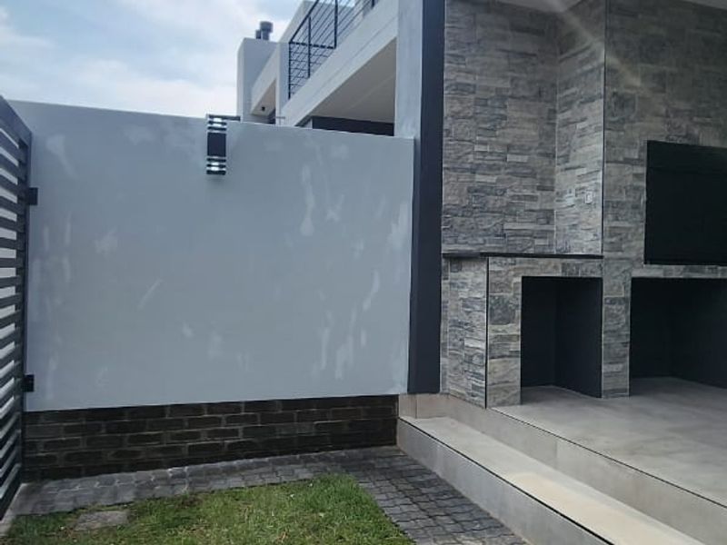 Brand new stylish double story home in a secure complex - Photo 5