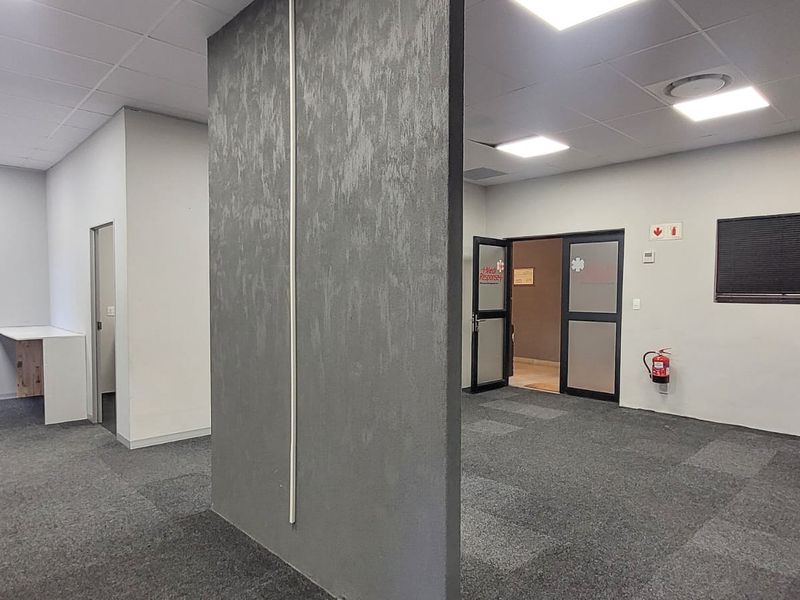 Office or Retail Space in Odyssey Mall - Photo 5
