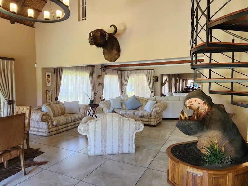 SPECTACULAR ONE OF A KIND PROPERTY ON THE BANKS OF THE VAALRIVER!!! - Photo 8