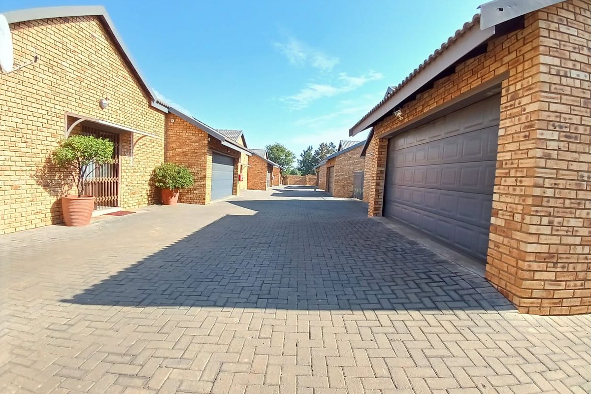 Investment opportunity in Vaalpark close to all amenities - Photo 2