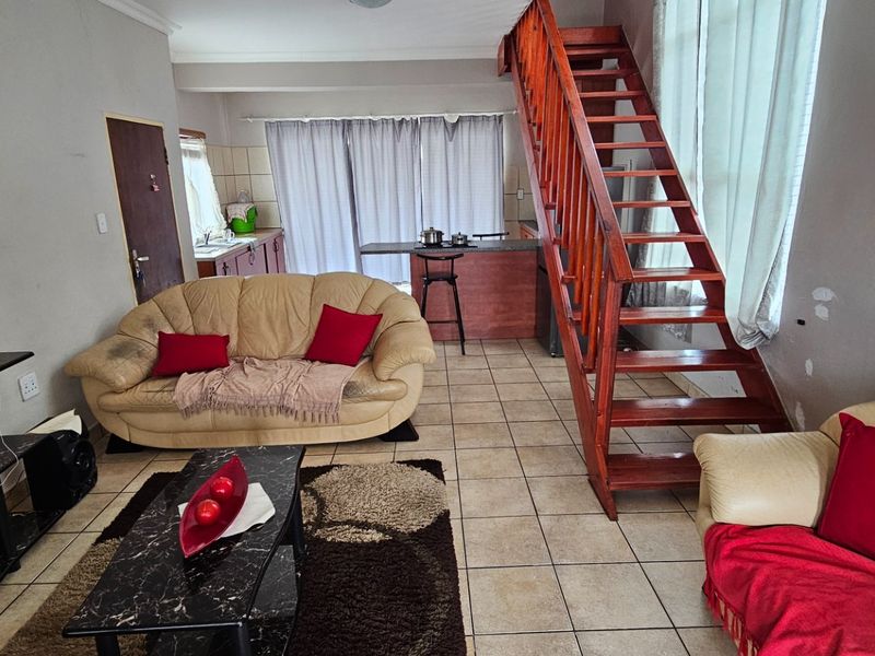 3-Bedroom Duplex Townhouse for Sale in Bendor, Waterberry Estate - Photo 3
