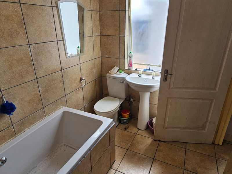 3-Bedroom Duplex Townhouse for Sale in Bendor, Waterberry Estate - Photo 7