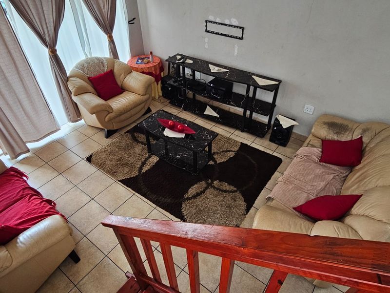3-Bedroom Duplex Townhouse for Sale in Bendor, Waterberry Estate - Photo 2