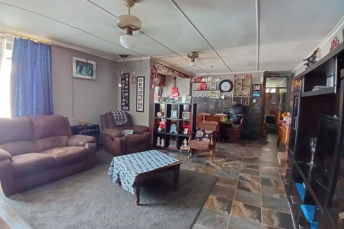 Spacious family house ideal for the extended family - Photo 3