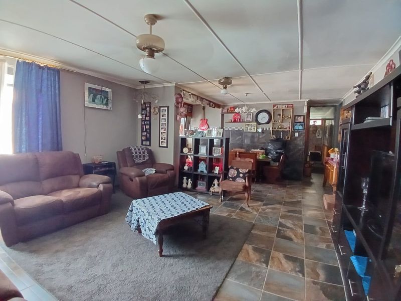 Spacious family house ideal for the extended family - Photo 3