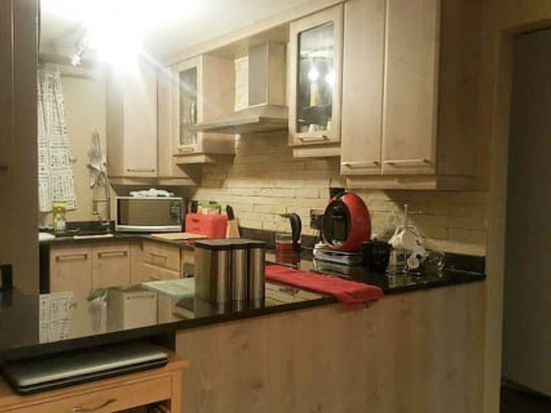 Beautiful and Modern Unit In SW 5 Proper For Sale - Photo 2