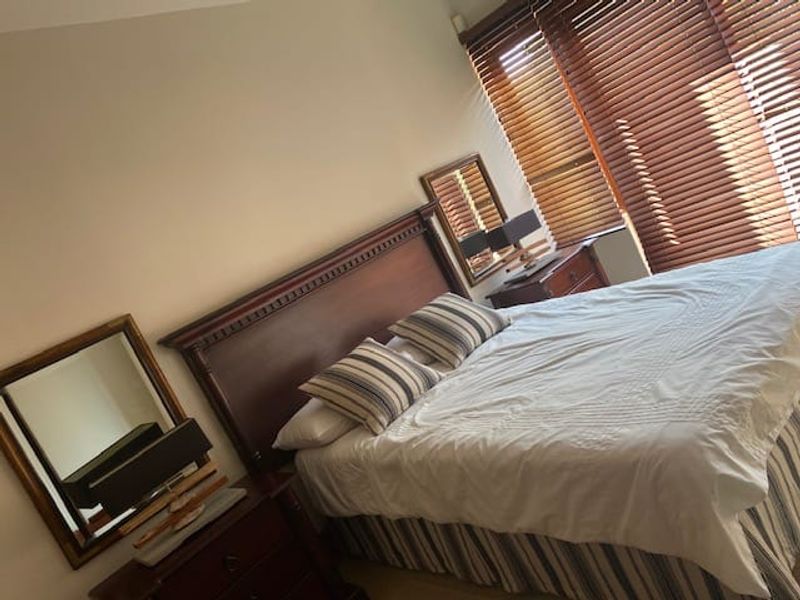 Miraculous, Elegant Estate Property situated at a secure nature Reserve. - Photo 5