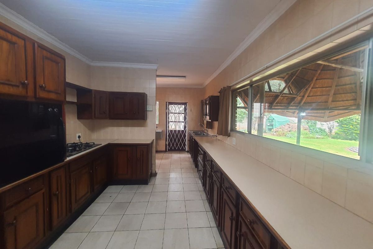 SW 2 Big Family Home For Sale - Photo 5