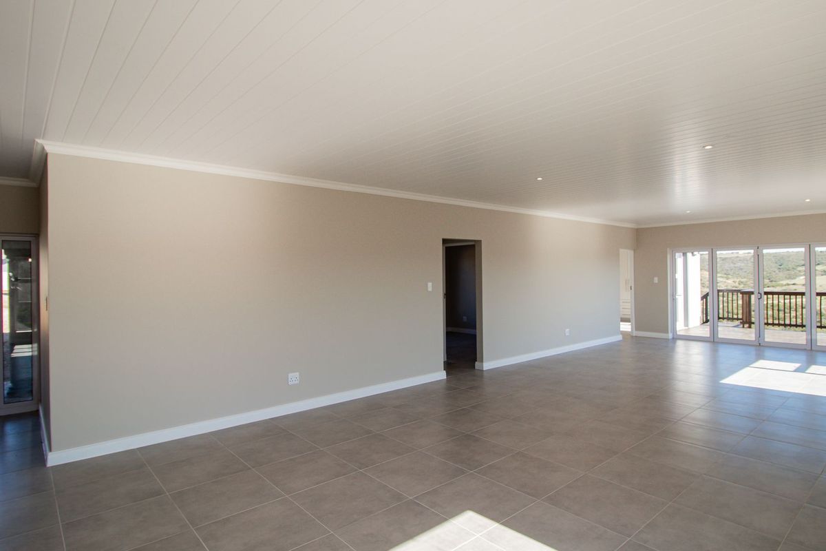 Your Dream Home Awaits in Seemeeu Park, Hartenbos! - Photo 4