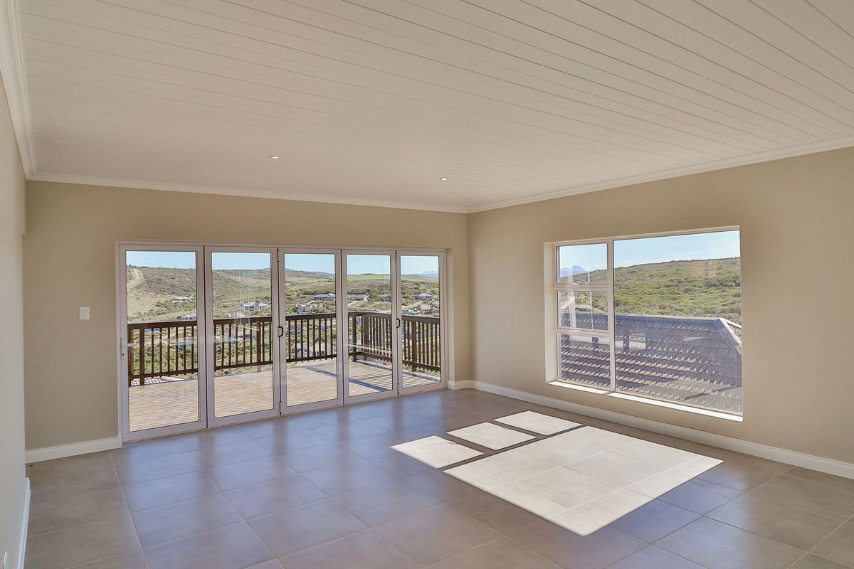Your Dream Home Awaits in Seemeeu Park, Hartenbos! - Photo 5