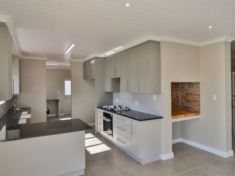 Your Dream Home Awaits in Seemeeu Park, Hartenbos! - Photo 7