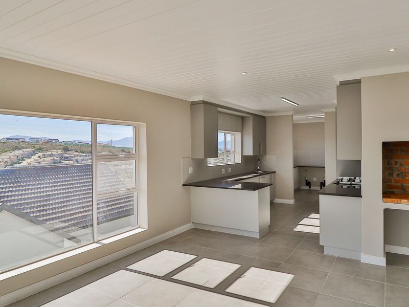 Your Dream Home Awaits in Seemeeu Park, Hartenbos! - Photo 6