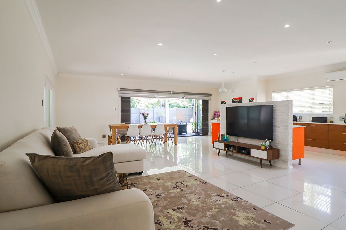 3 Bedroom House with Flat to Rent in Meer En See, Richards Bay - Photo 2