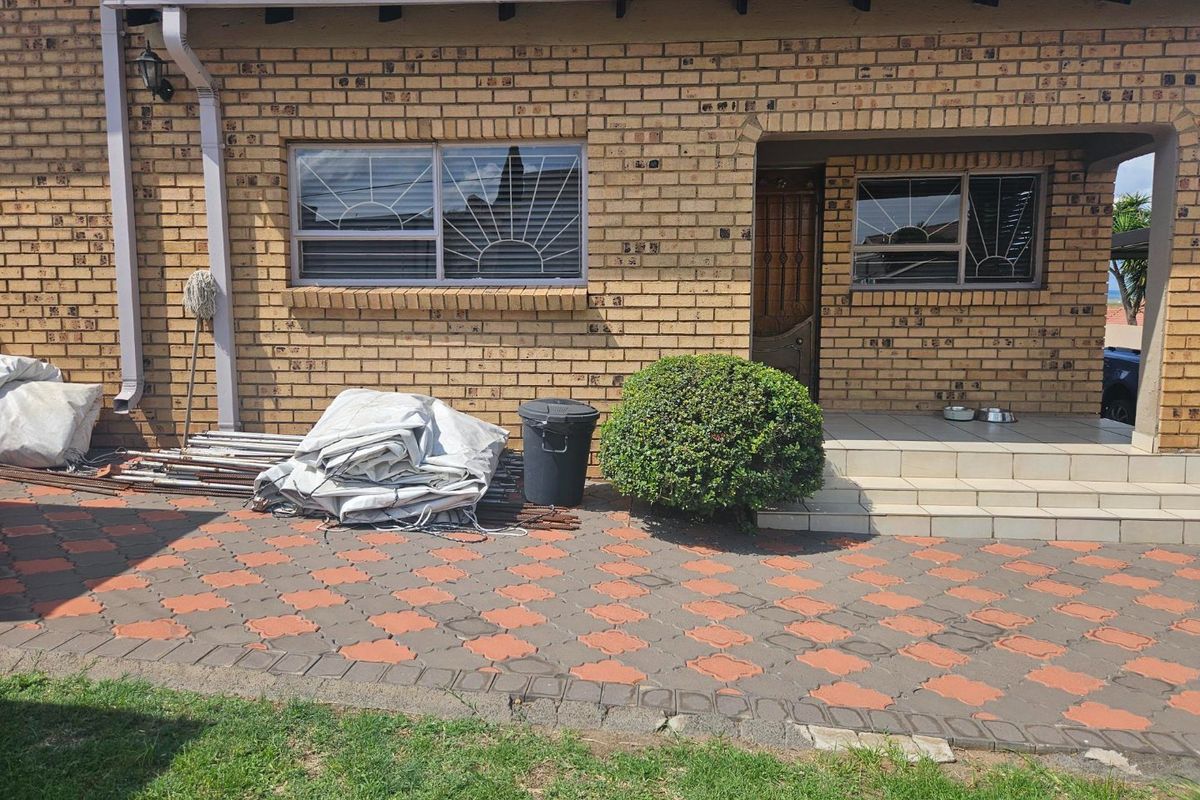 Stunning family home for sale - Photo 3