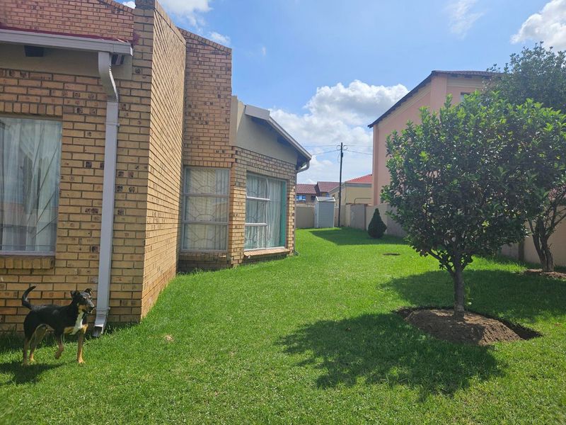 Stunning family home for sale - Photo 2