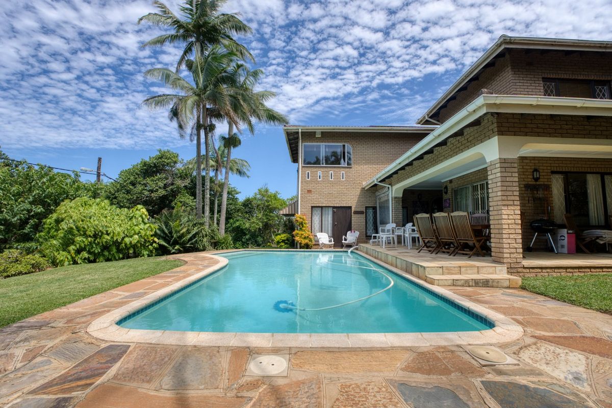 Stunning Family Home with Sea Views - Photo 4