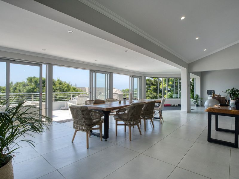 Newly renovated and just a stone's throw away from the beach - Photo 3