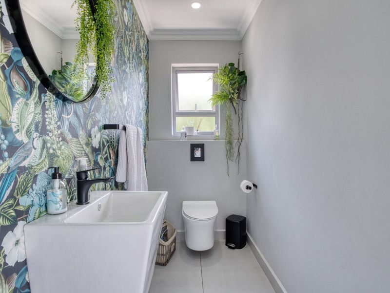 Newly renovated and just a stone's throw away from the beach - Photo 8