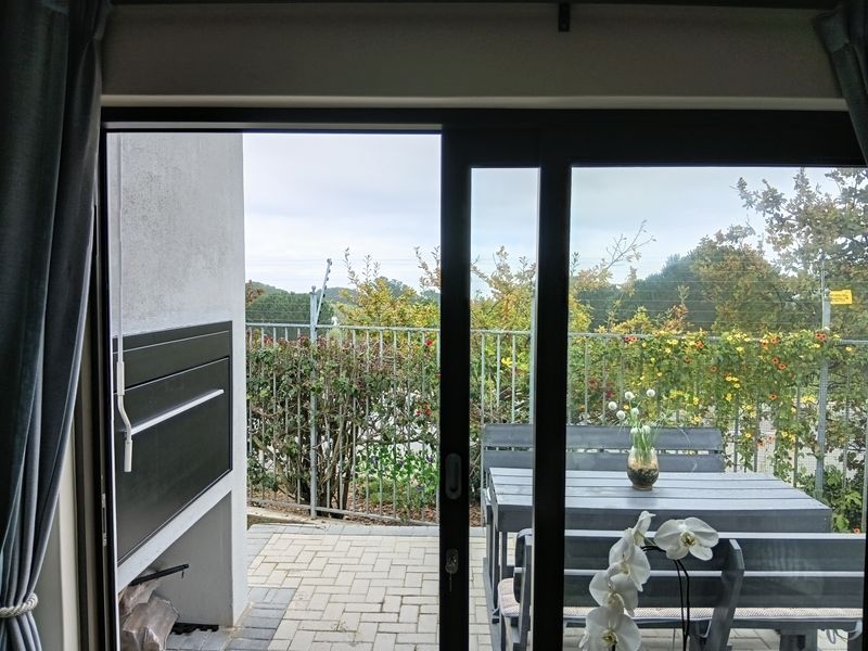 Elegant 2-Bedroom Home in Zevenwacht Lifestyle Estate – The Perfect Retirement Haven! - Photo 8