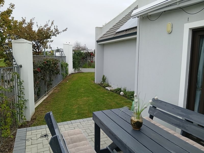 Elegant 2-Bedroom Home in Zevenwacht Lifestyle Estate – The Perfect Retirement Haven! - Photo 7