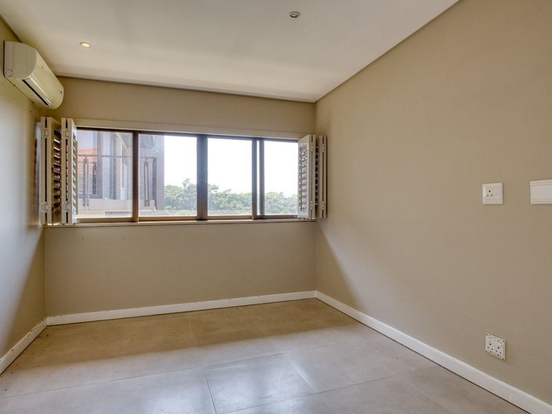 Contemporary townhouse offering stunning sea views - Photo 7