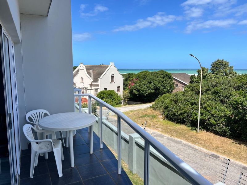 Coastal Getaway in Aston Bay - Photo 9