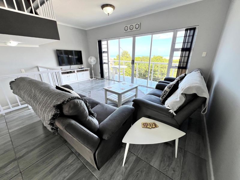 Coastal Getaway in Aston Bay - Photo 8