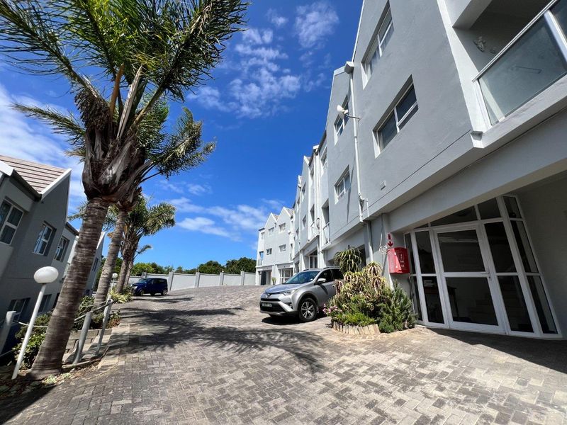 Coastal Getaway in Aston Bay - Photo 2