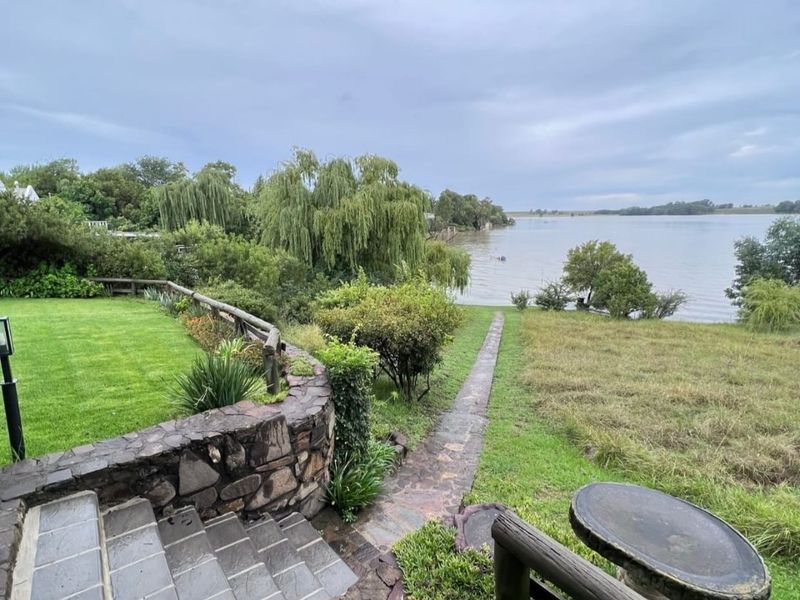 *********** THREE MONTHS LEVIES FREE ************* - Photo 4