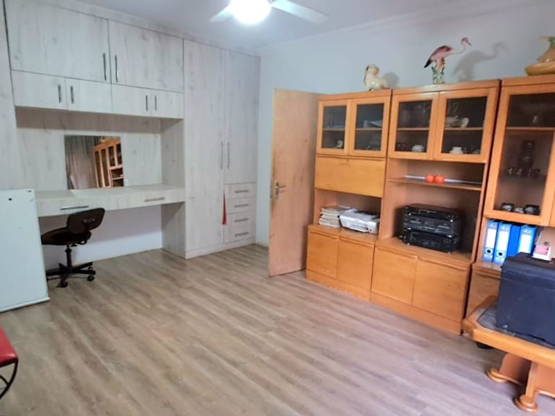 Discover Your Dream Home! - Photo 9