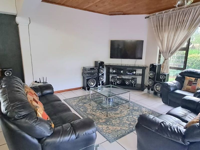 Discover Your Dream Home! - Photo 6