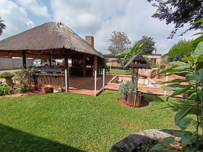 Stunning 3-Bedroom Home in Casseldale Springs - Photo 3