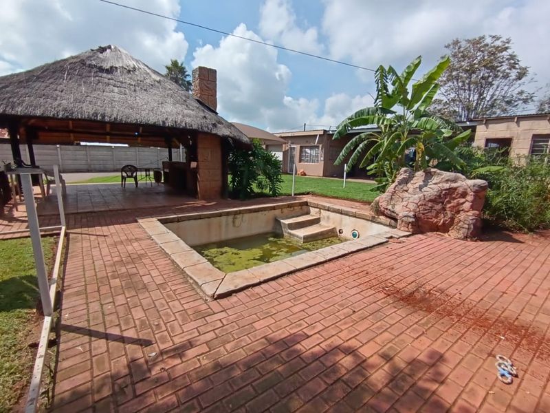 Stunning 3-Bedroom Home in Casseldale Springs - Photo 4