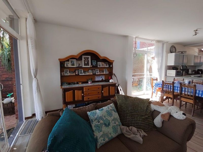 Breathtaking views 3 Bedroom Duplex - Photo 10